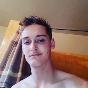 Meet your Posher, Zach